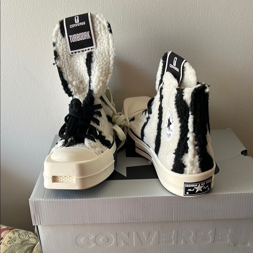 Converse Black and White Fuzzy Sneakers